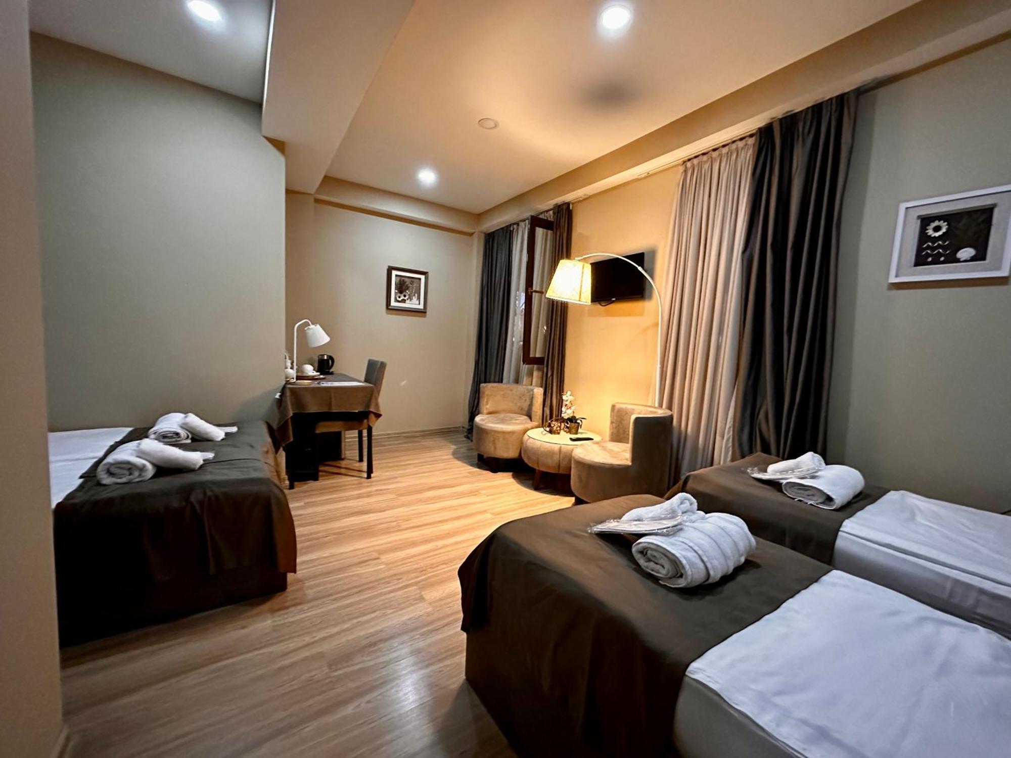 Terrace Tbilisi Center Hotel Exterior photo